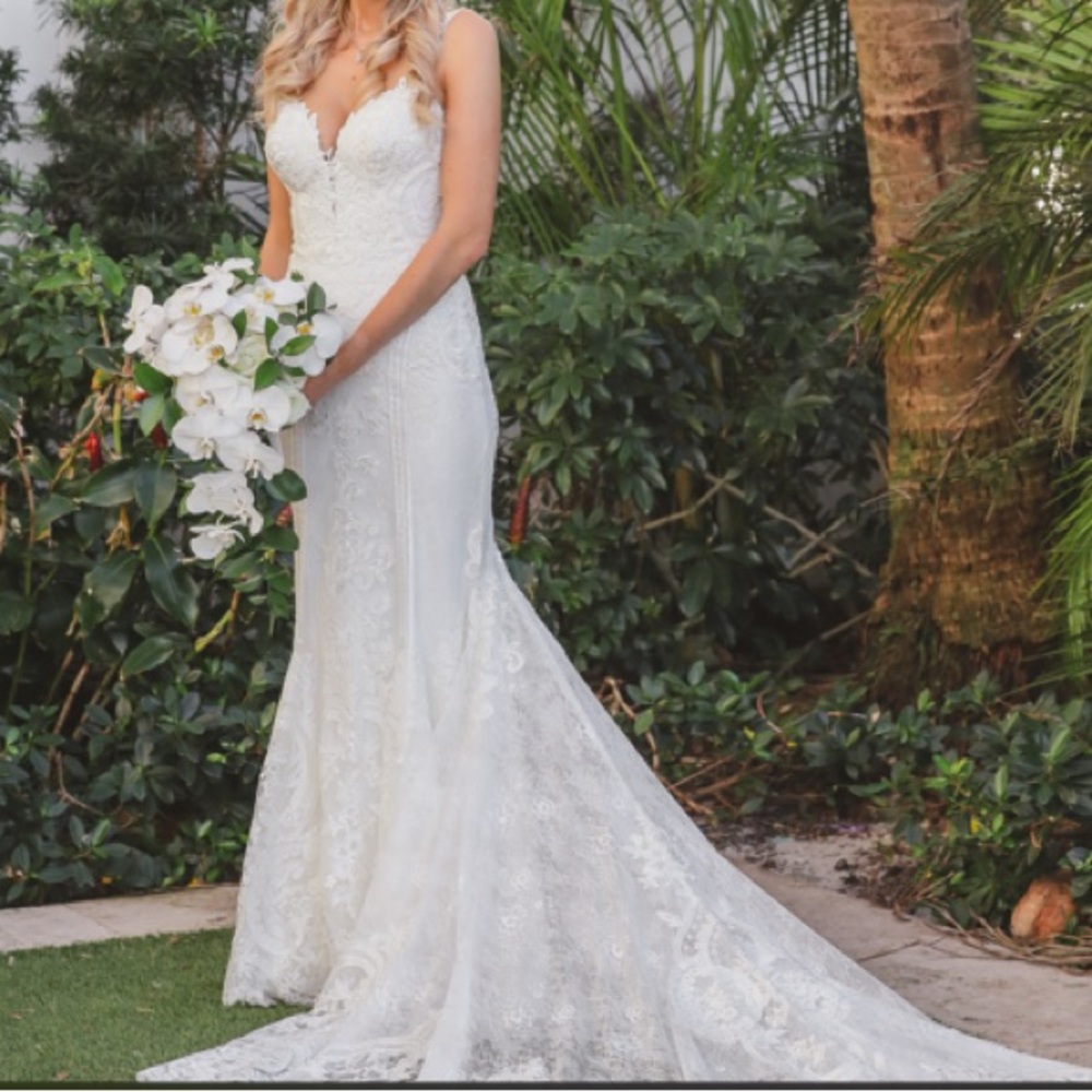Martina Liana Wedding Dress